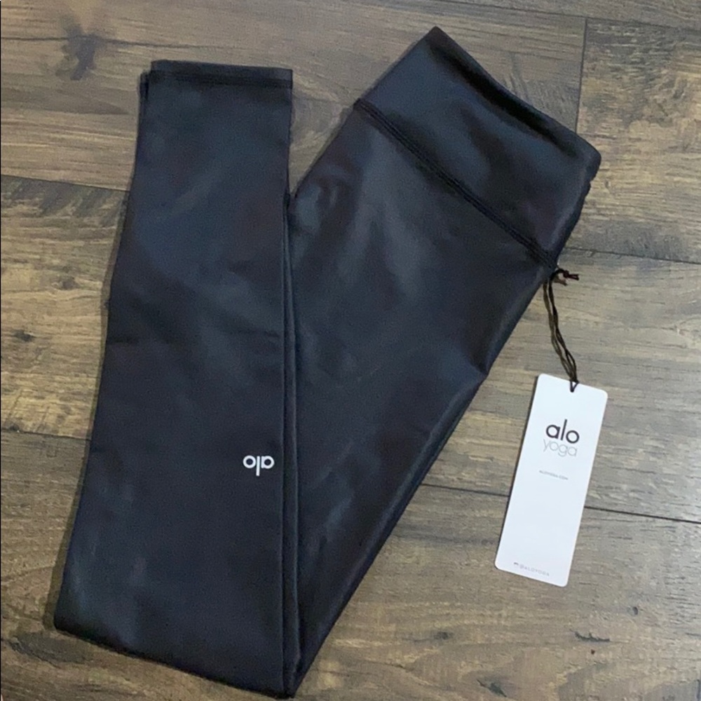 COPY - Alo | Airbrush Legging in Black Glossy NWT